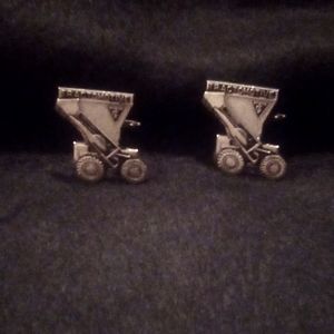 Cufflinks